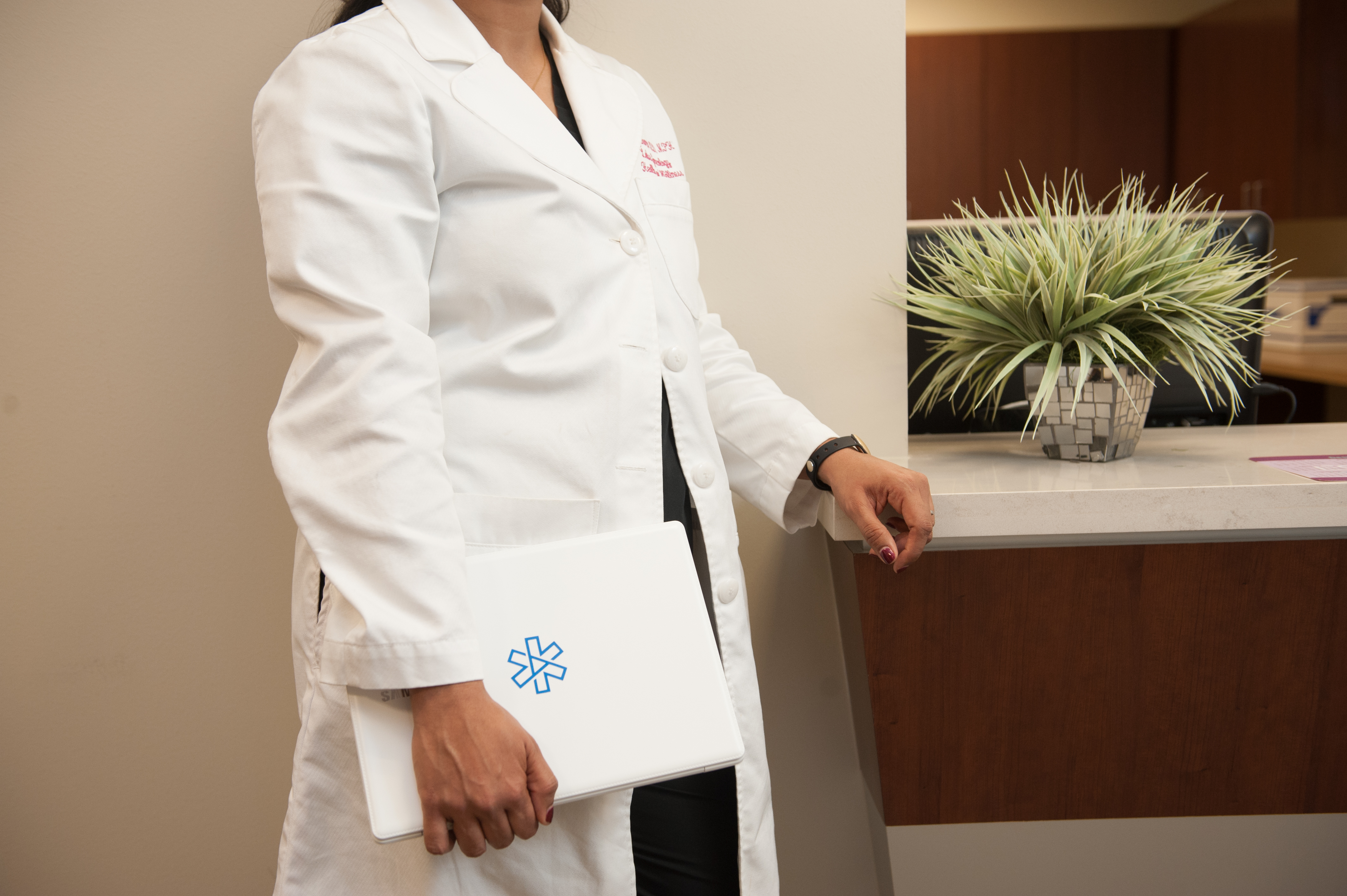 manage chronic conditions with telemedicine technology
